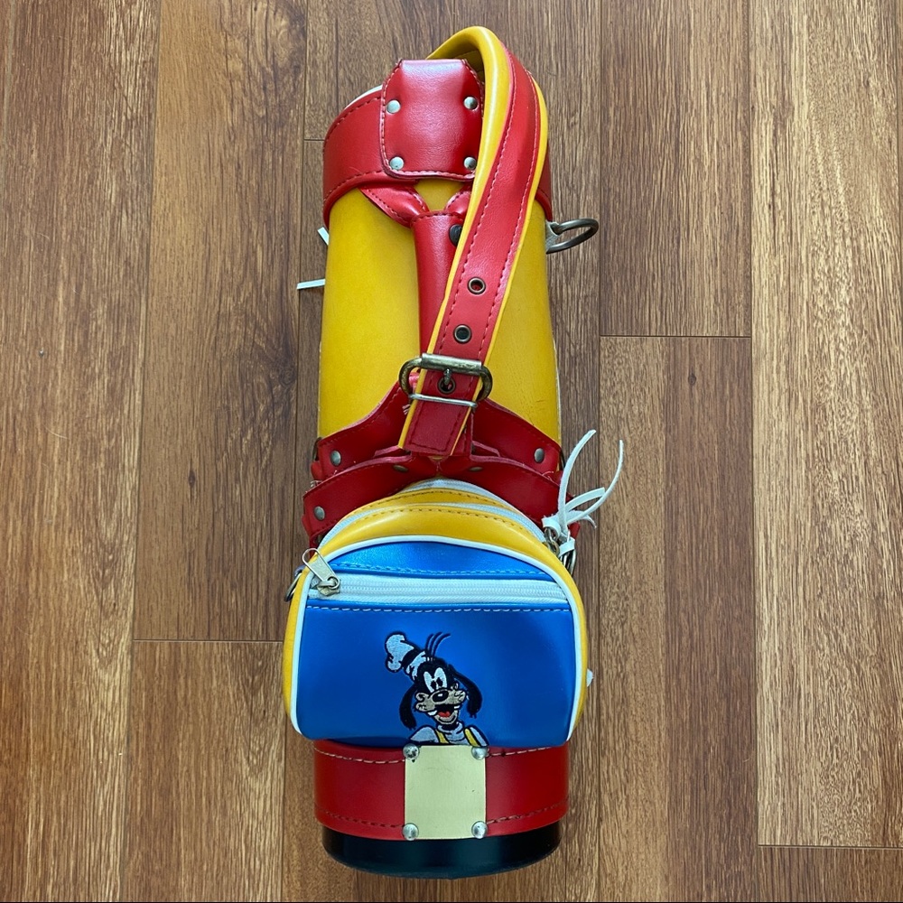 Belding Sports Disney Goofy Kids Golf Bag
